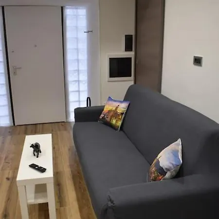 Apartment Dimore Genovesi 2 *